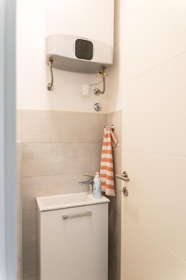 Apartment Zara - Luxury Apartment With Private Pool Екстер'єр фото
