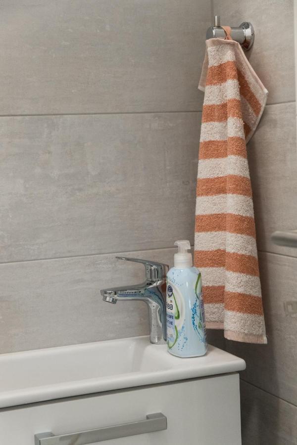 Apartment Zara - Luxury Apartment With Private Pool Екстер'єр фото