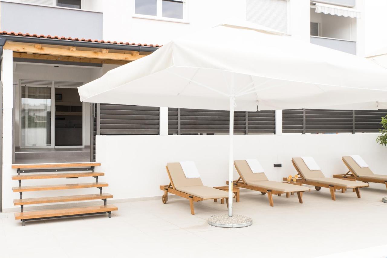 Apartment Zara - Luxury Apartment With Private Pool Екстер'єр фото
