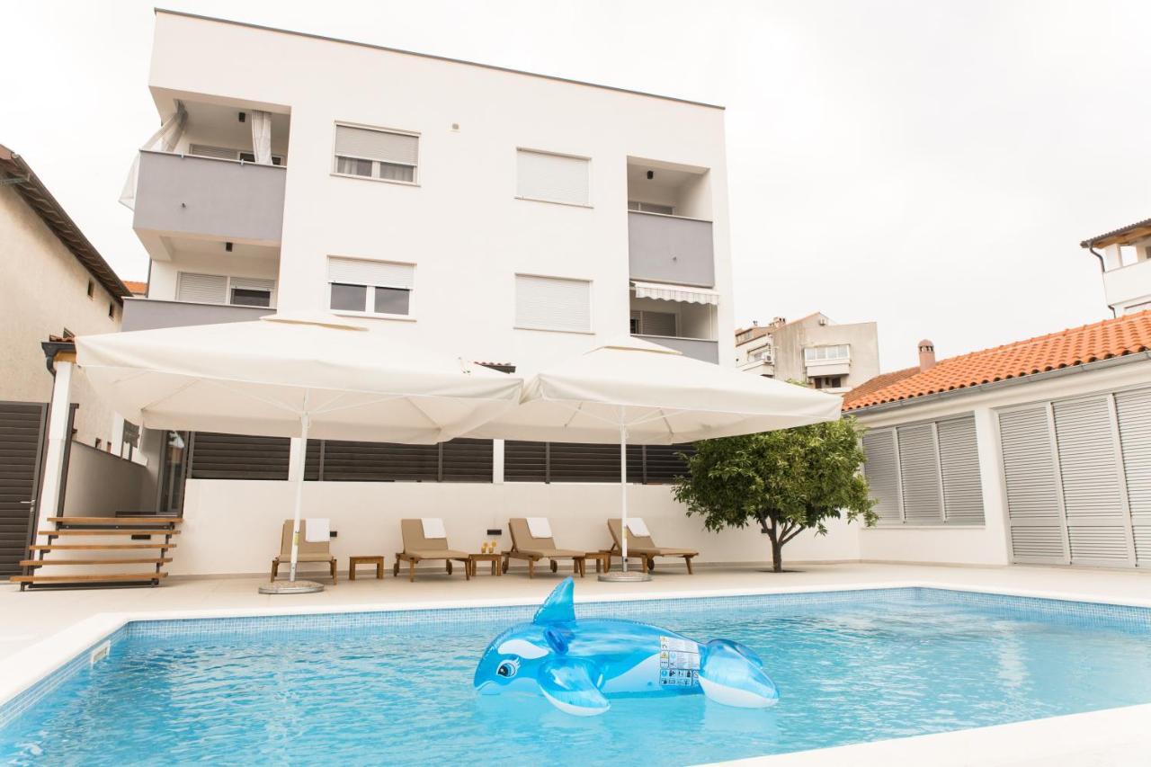 Apartment Zara - Luxury Apartment With Private Pool Екстер'єр фото